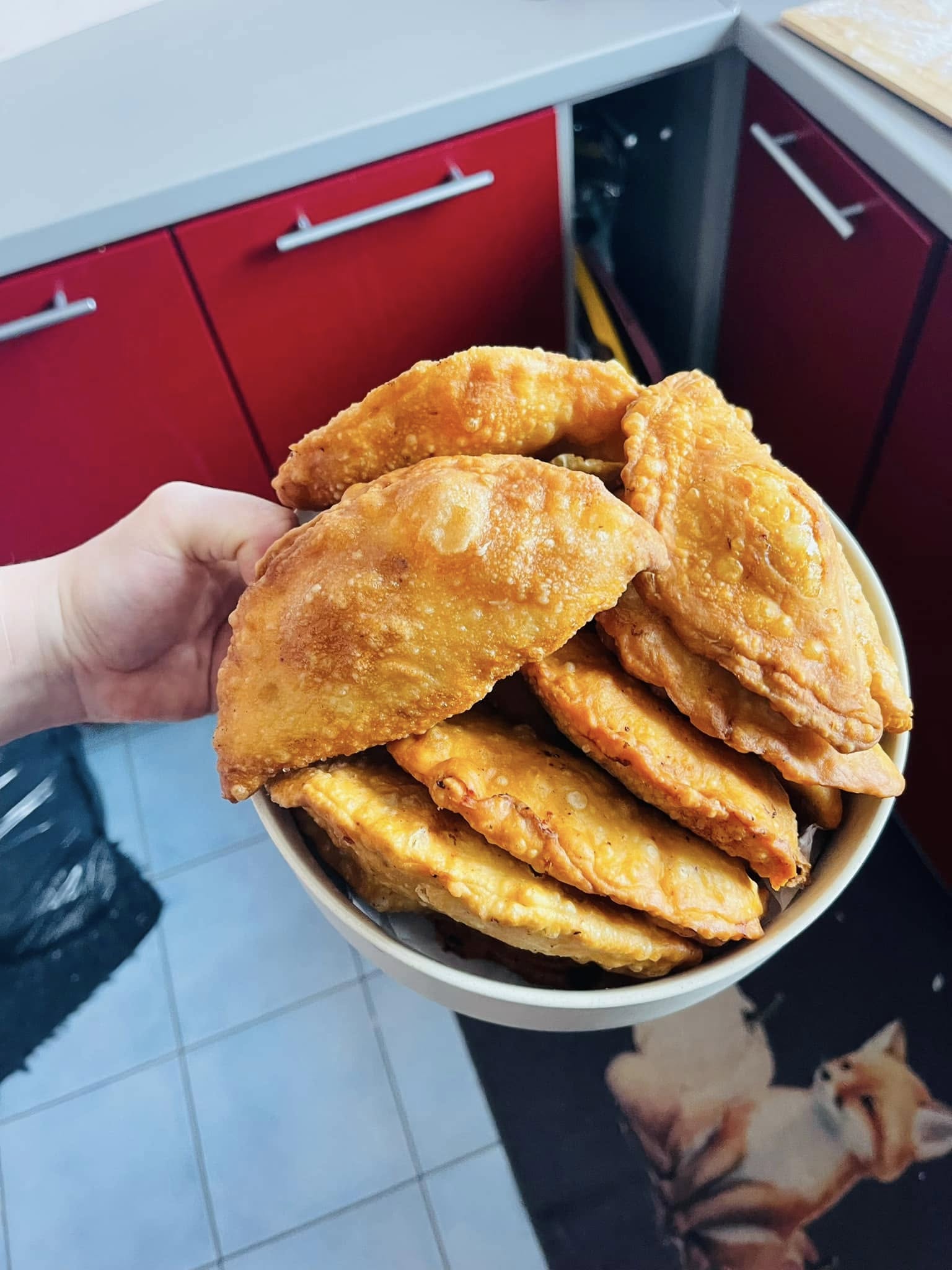 Minkšti, paprasti ir labai skanūs čeburekai su mėsa