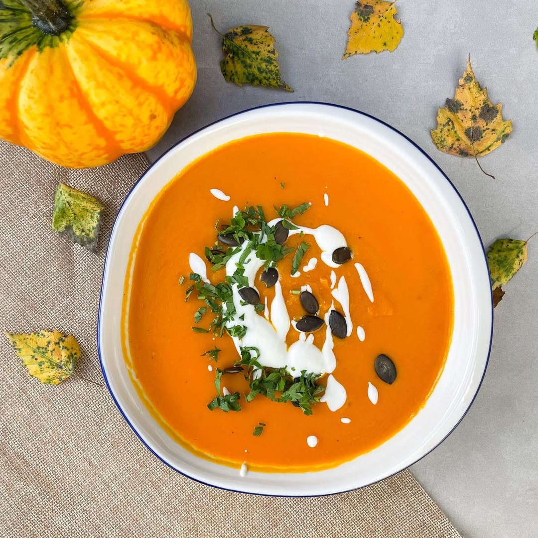 Kreminė trinta moliūgų sriuba su daržovėmis